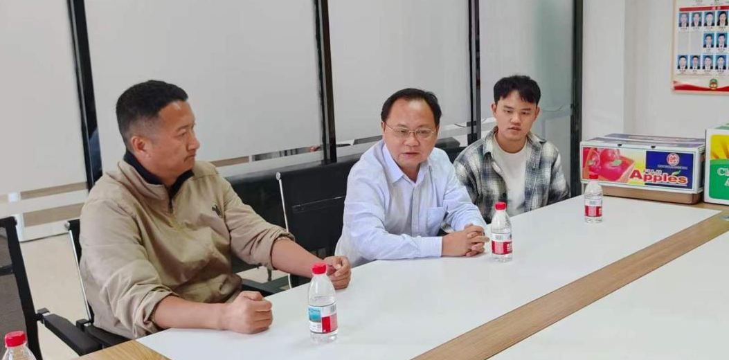 新春送温暖，关怀励初心——市林业局走访慰问驻村工作队