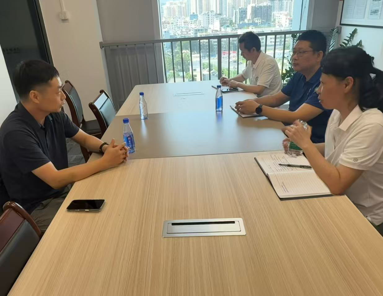 小菌菇培育大产业 优资源激活新动能——市林业局组织开展虎乳灵芝林下产业发展专题交流研讨